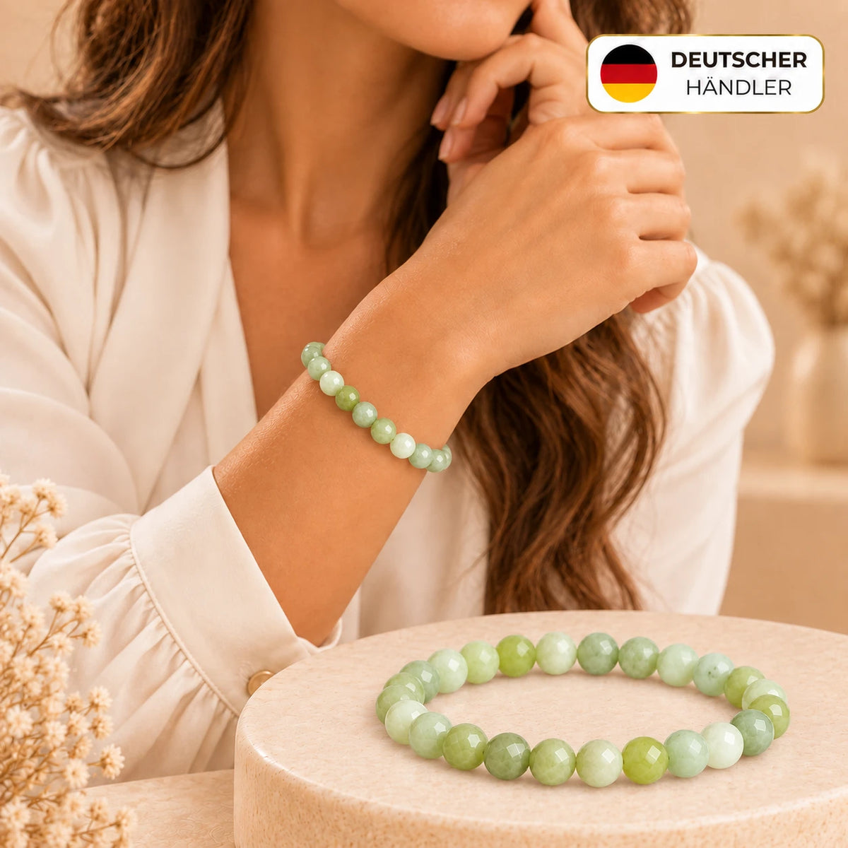 Serpentin Armband facettiert, 6 mm – Tragebild und Detailansicht