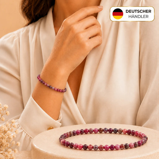 Roter Turmalin Armband facettiert – Tragebild und Detailansicht