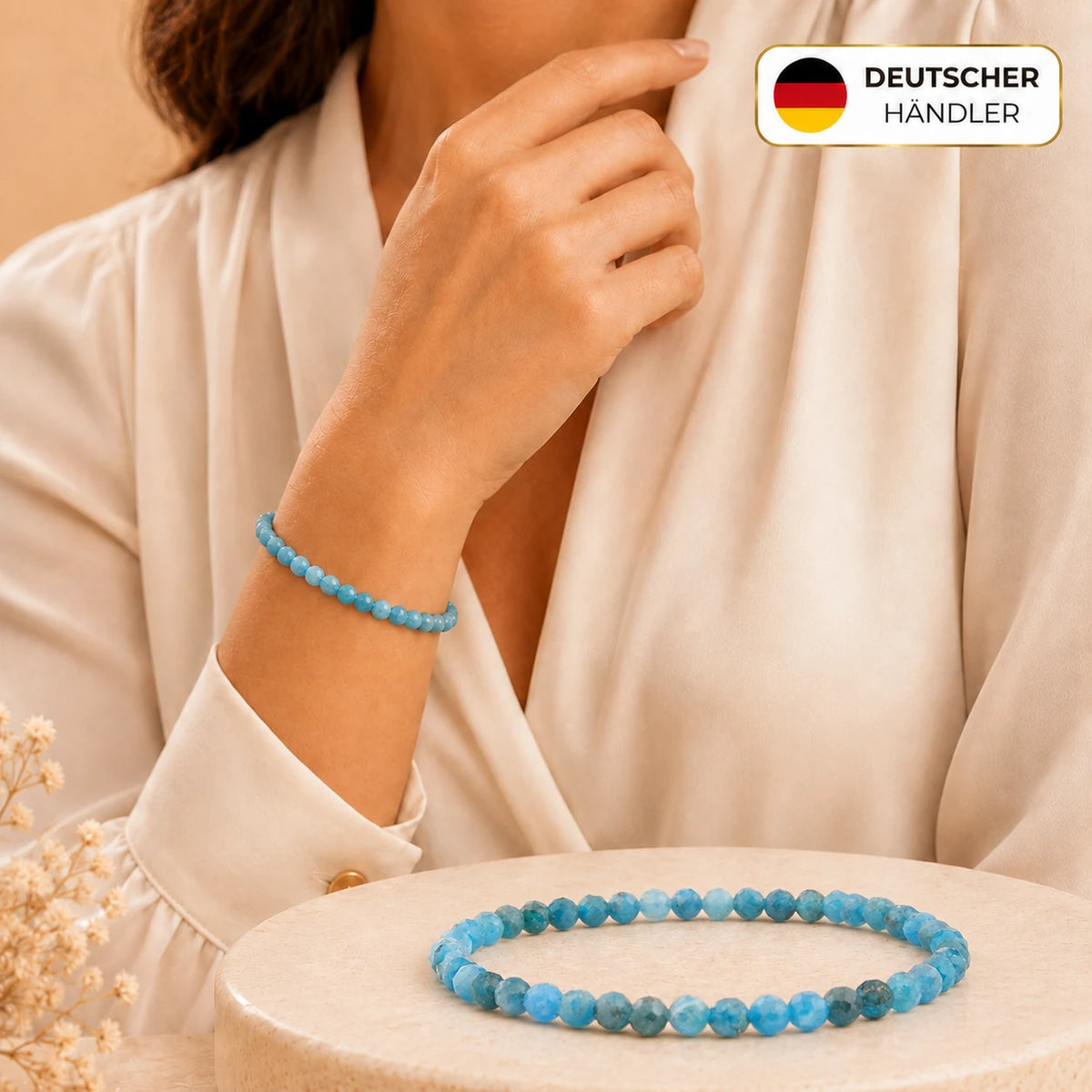 Apatit Armband facettiert – Tragebild und Detailansicht