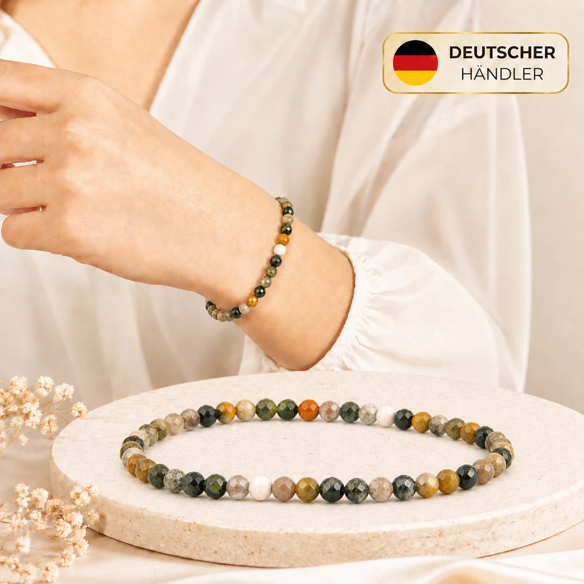 Hummel-Jaspis Armband facettiert – Tragebild und Detailansicht