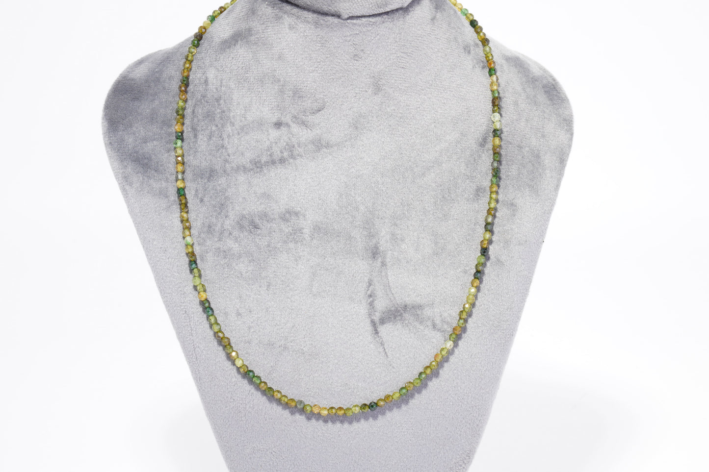 Dunkle Turmalin Edelstein Halskette ca. 3 mm facettiert mit 925 Silber Verschluss